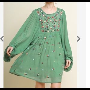 💥SALE 💥Umgee - Embroidered Puff Sleeve Dress/Tunic
